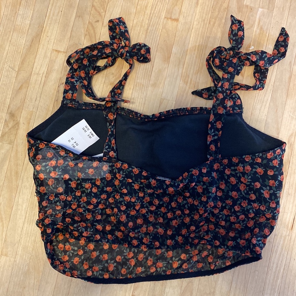 Golly Hicks cropped bralette/cami - Picture 3 of 5
